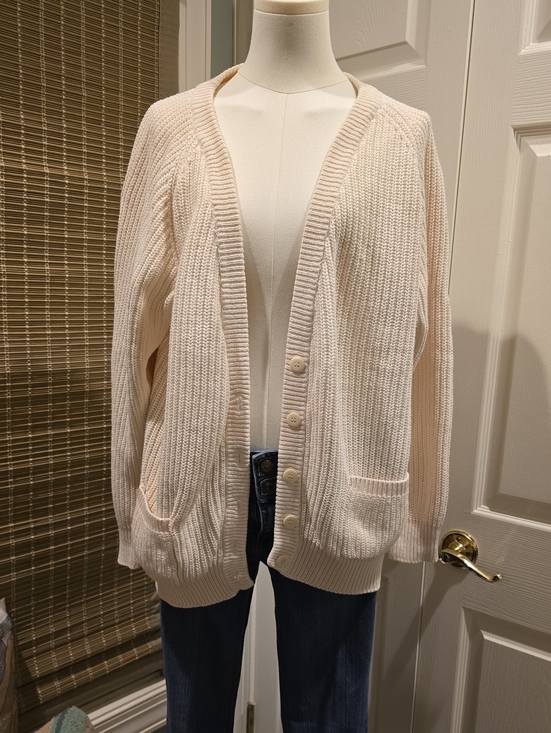 GAP Sweaters - GAP Cream Ribbed Button-Front Cardigan